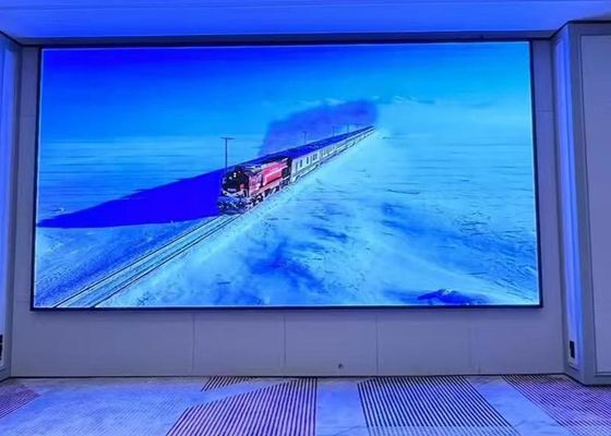 In interno schermo a LED ad alta definizione a piccola distanza P1.56 per installazione fissa e sollevamento
